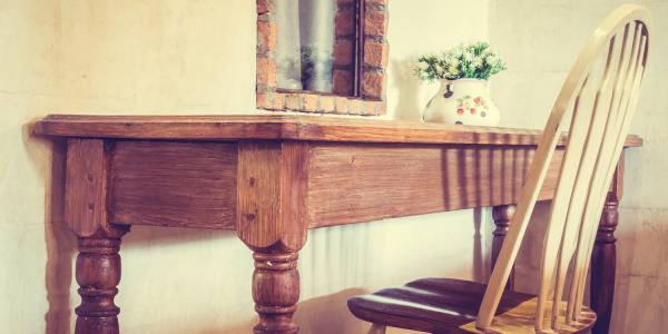 Economía circular del mueble: qué hacer con tus muebles viejos antes de tirarlos