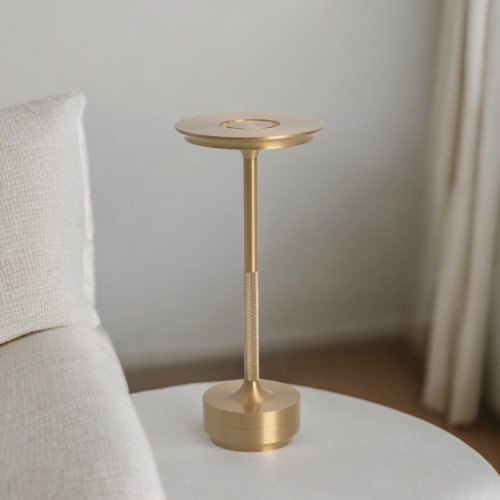 Lampe de table LED rechargeable Devi dorée, design luxueux sans fil