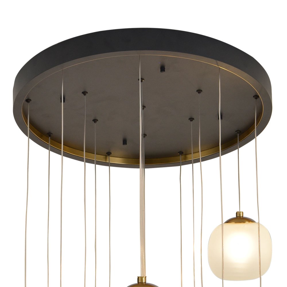 PLAFONNIER 16 LUMIÈRES OKO BLANC OPAL ET DORÉ | Ukukhome